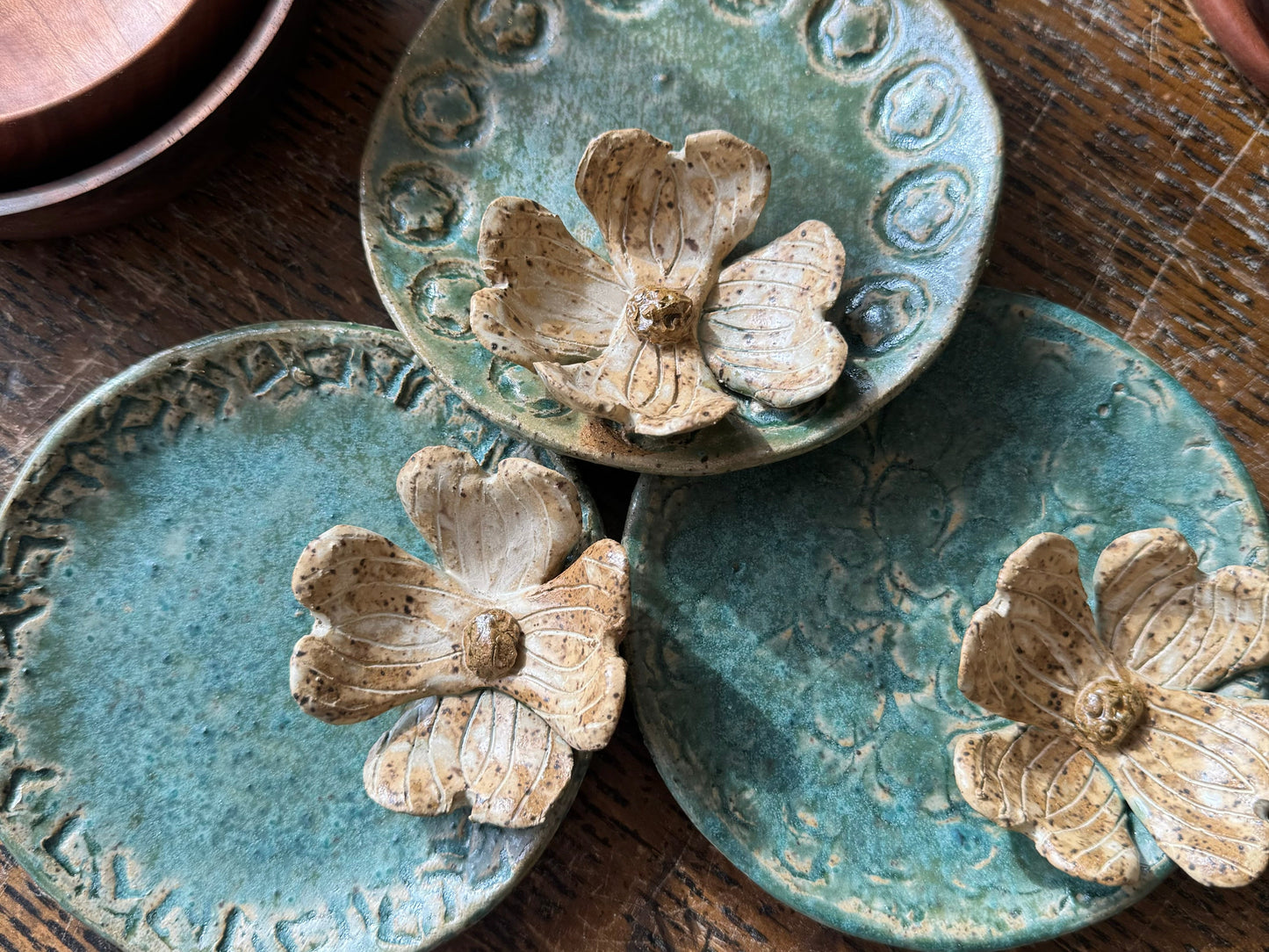 Dogwood Flower Plates - Turquoise