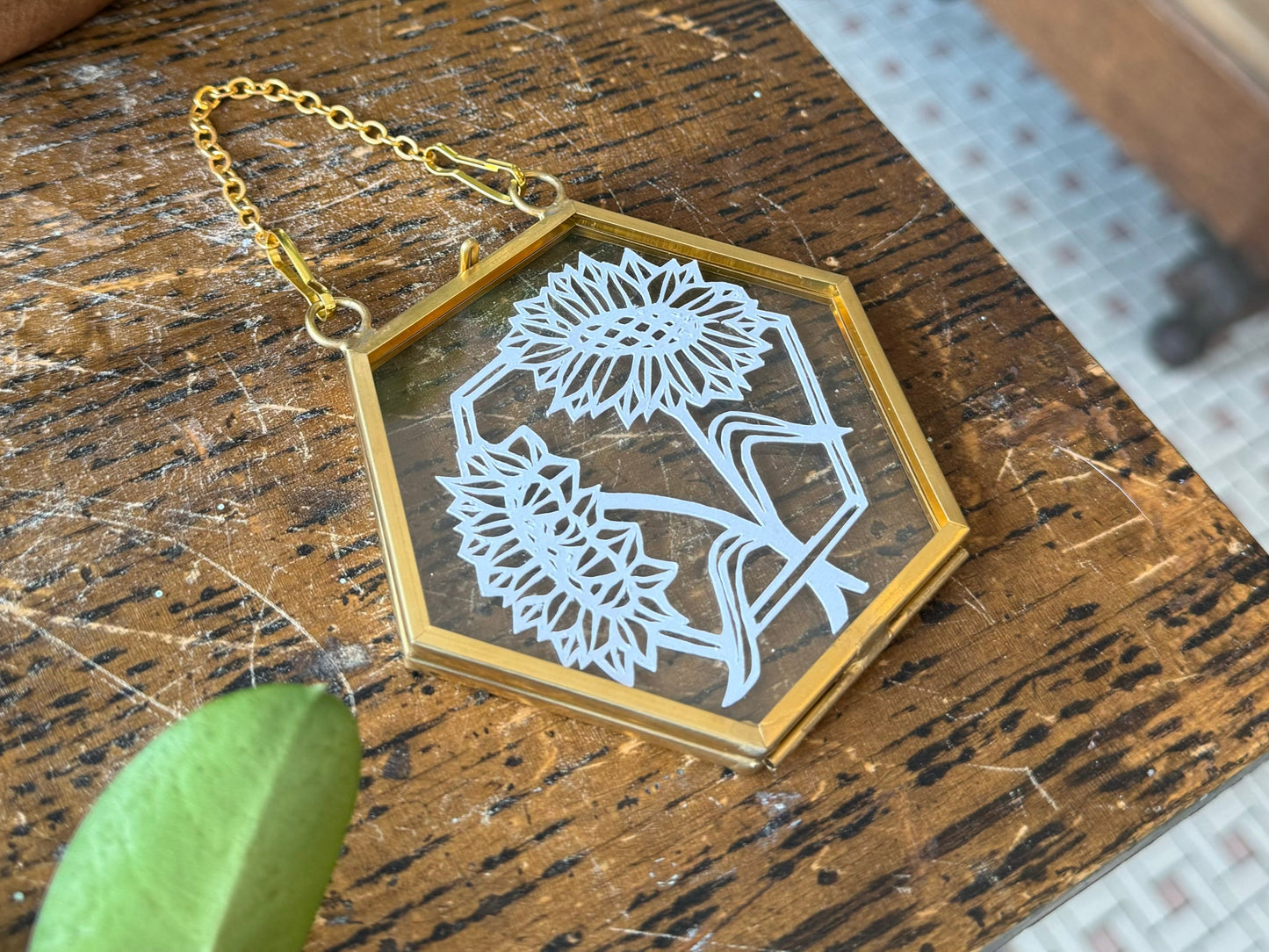 Mini Hanging Paper Cut - Sunflower