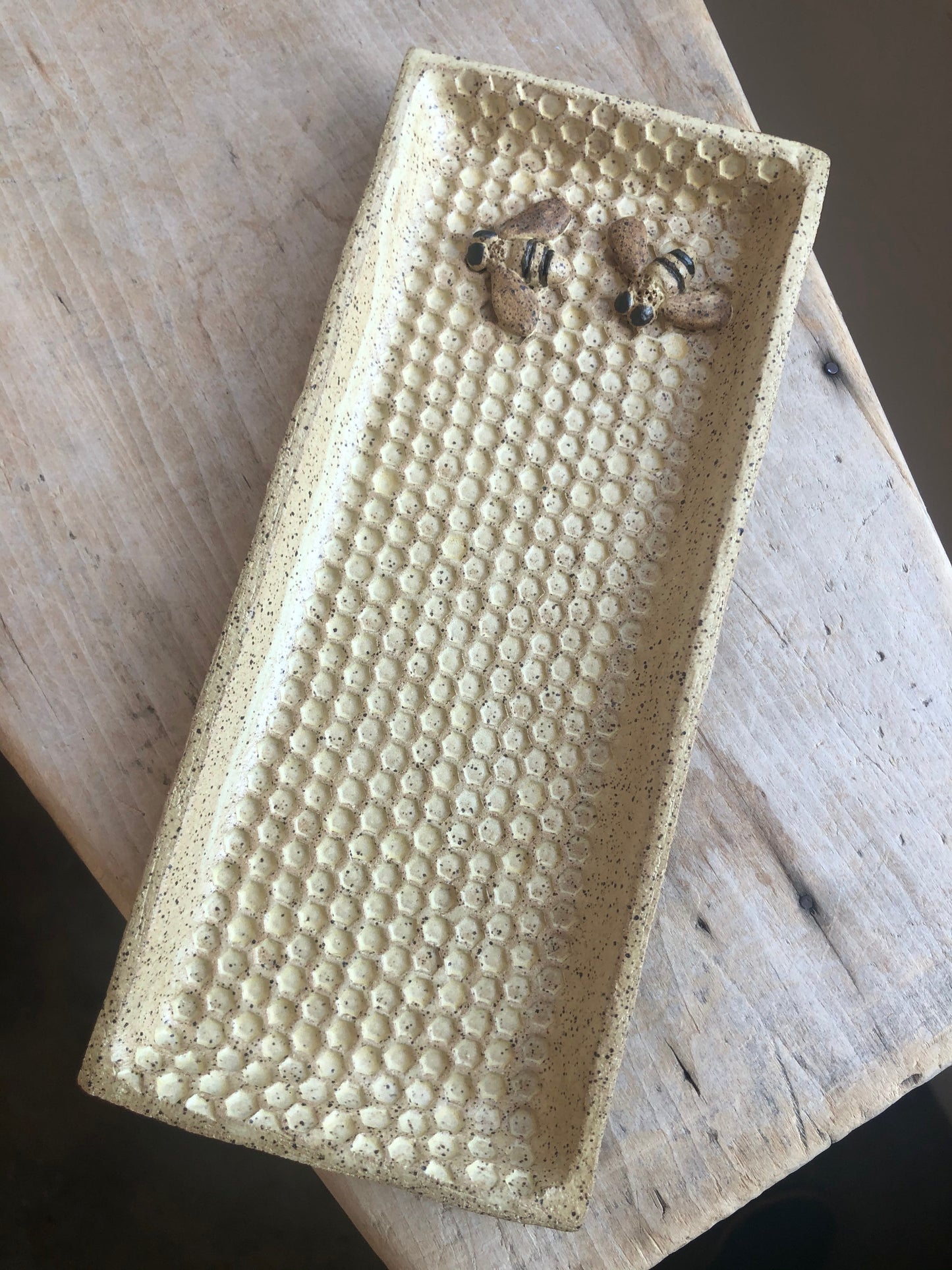 Rectangular Honeycomb Dish