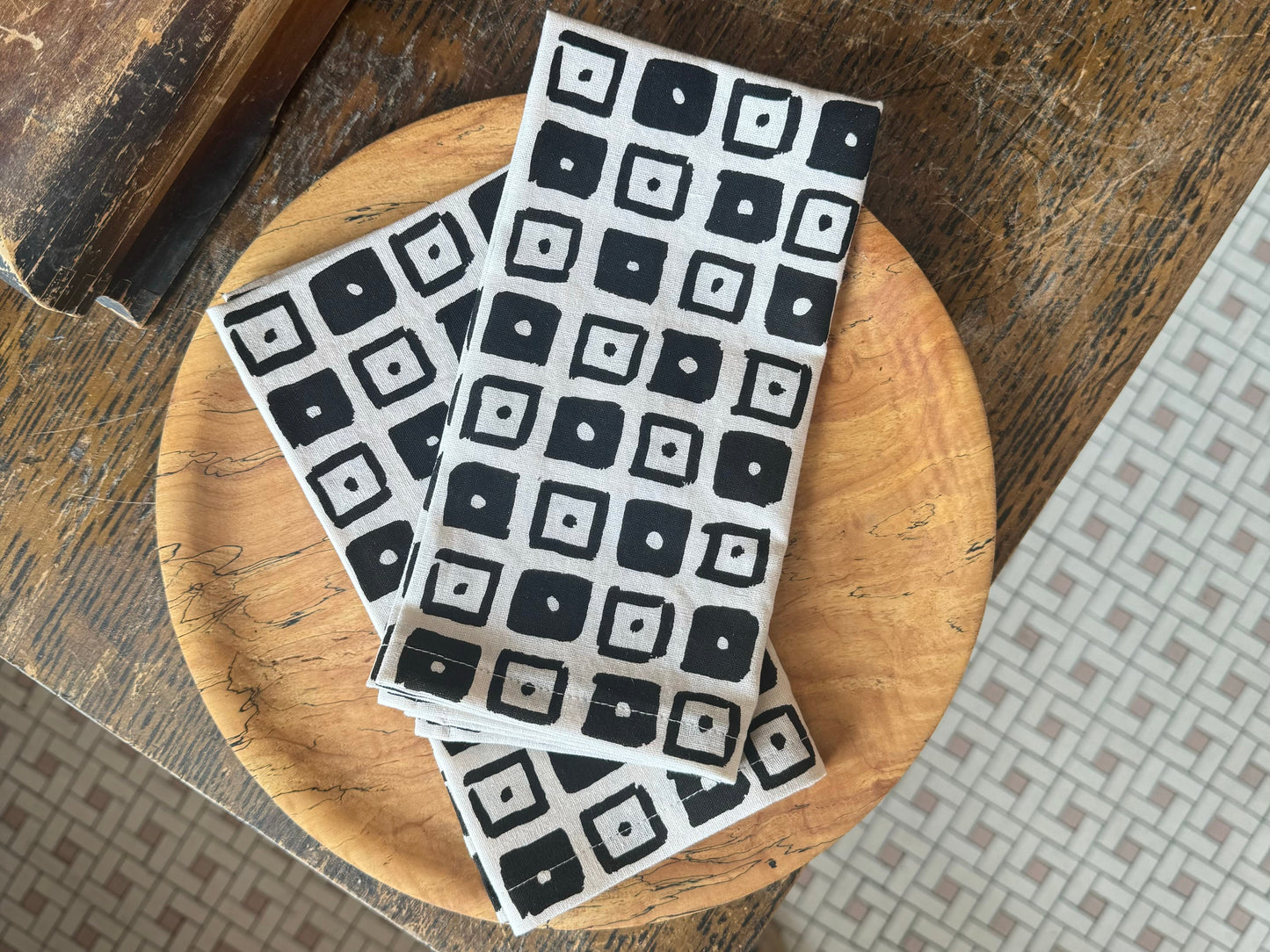 Napkin Set - Black Dot Checker