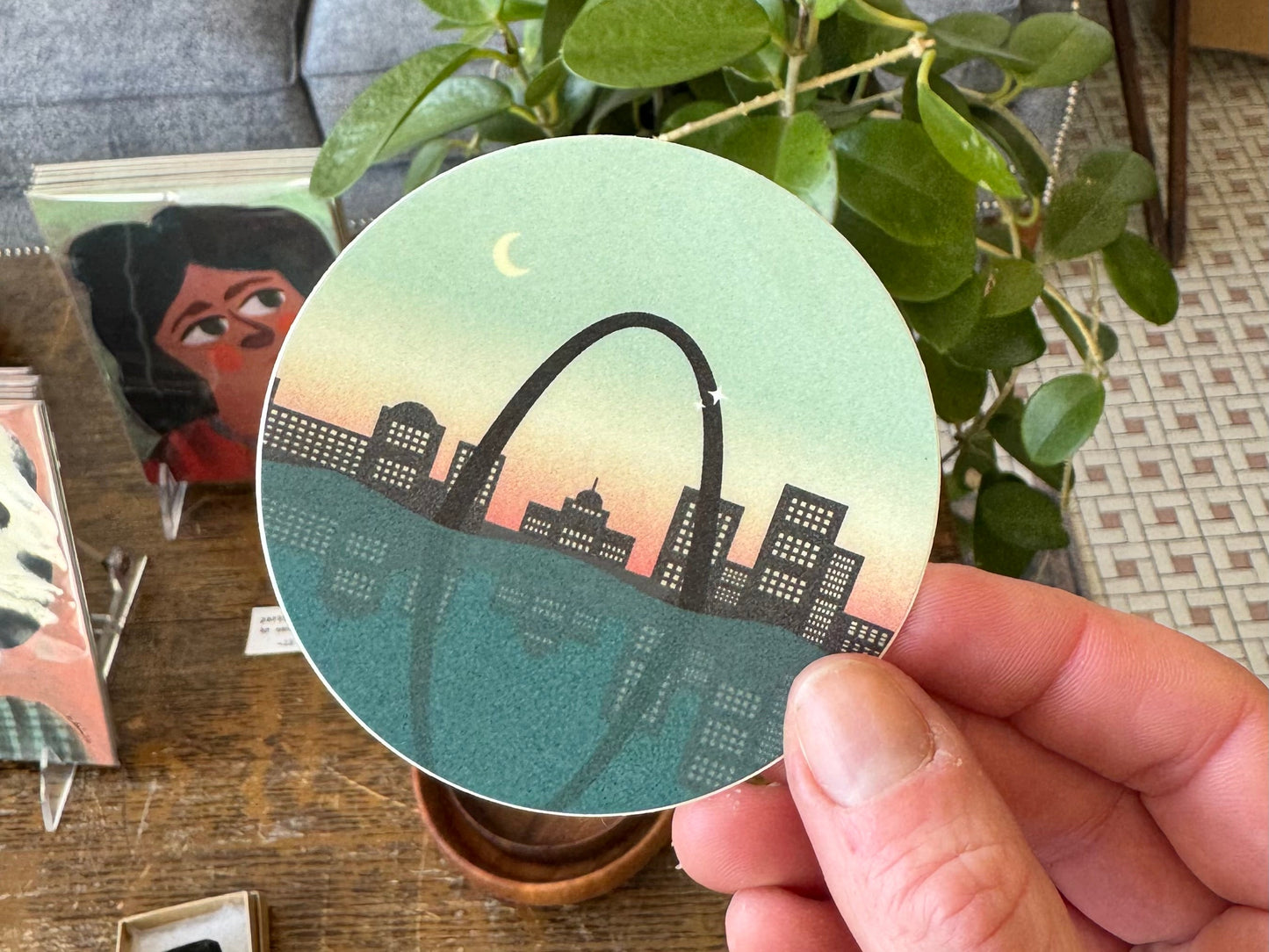 Arch Sticker